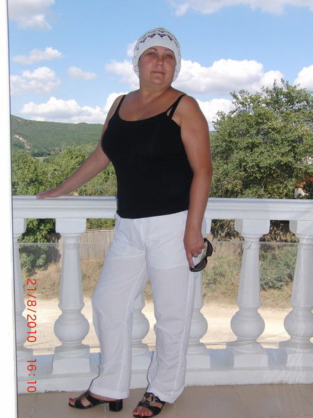 Катя Комина