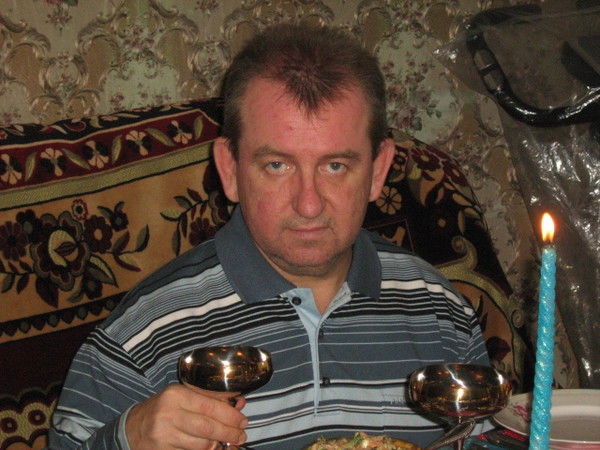 Александр Харитонов