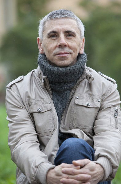 Валерий Каретников