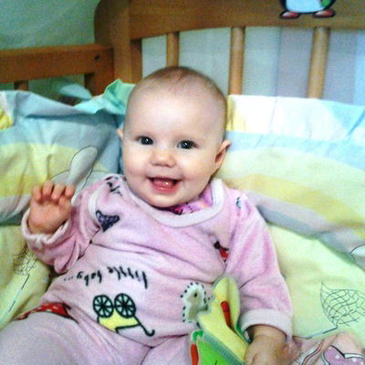 Александра Литвинова