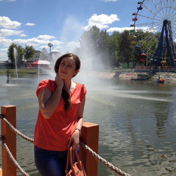 Анна Аринина