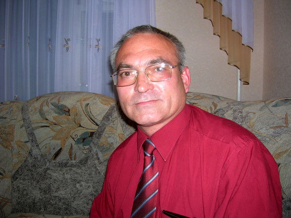 Евгений Иванов