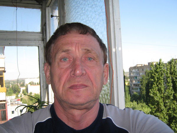 Валера Демиденко