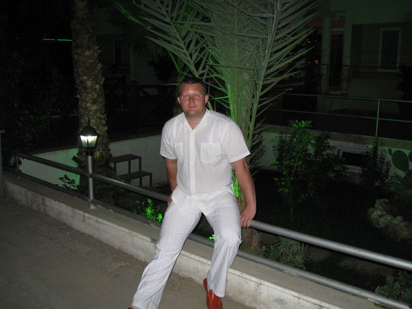 Александр Иващенко