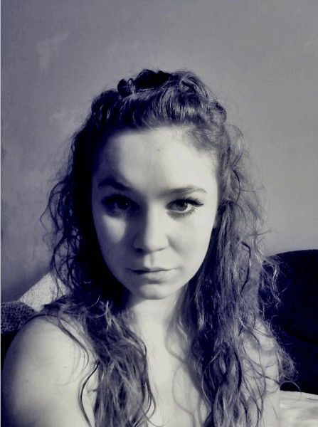 Алина Попова