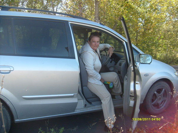 Нина Острикова