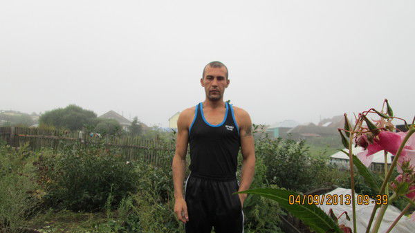 Эдуард Ахмадиев