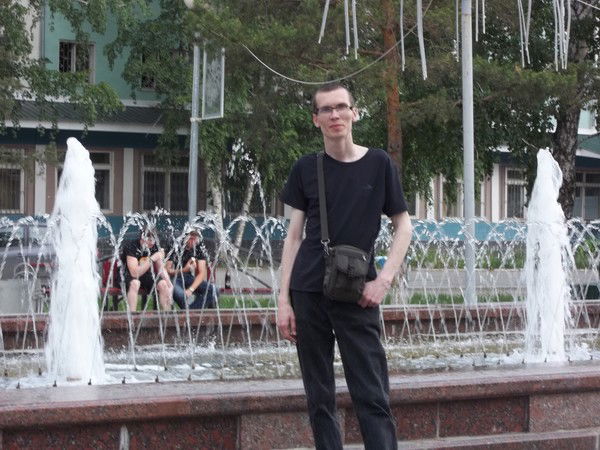 Максим Молодых