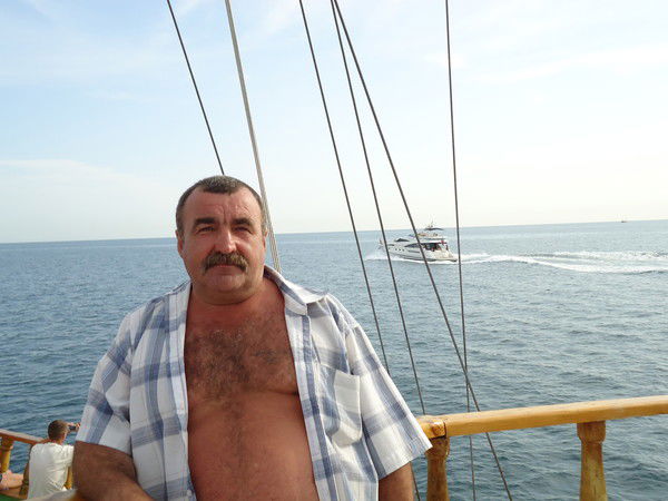 Александр Калюжный