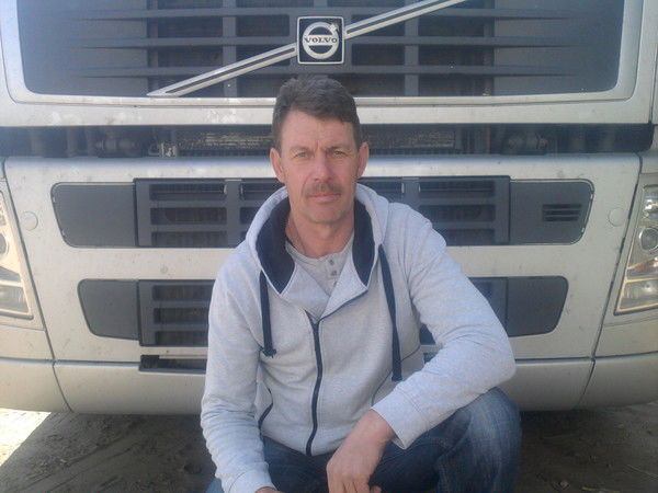 Александр Леденев