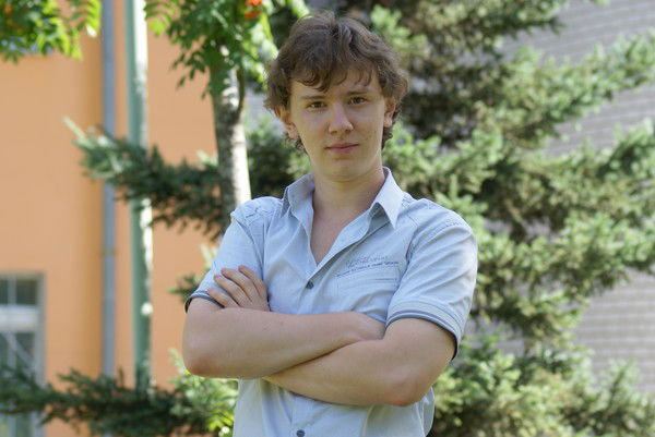 Дмитрий Фролов