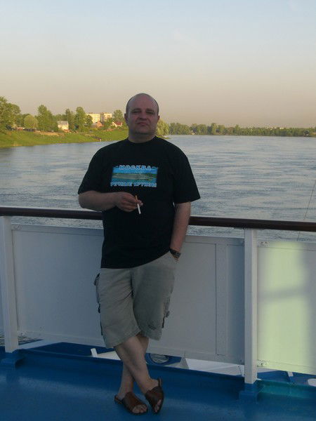 Дмитрий Бондарев