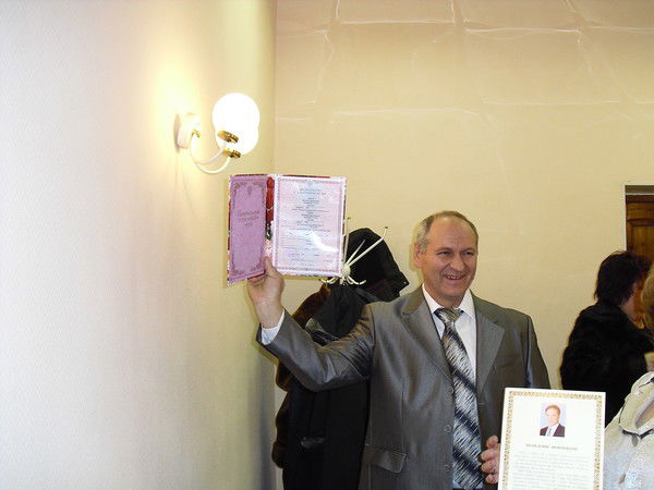 Николай Шутов