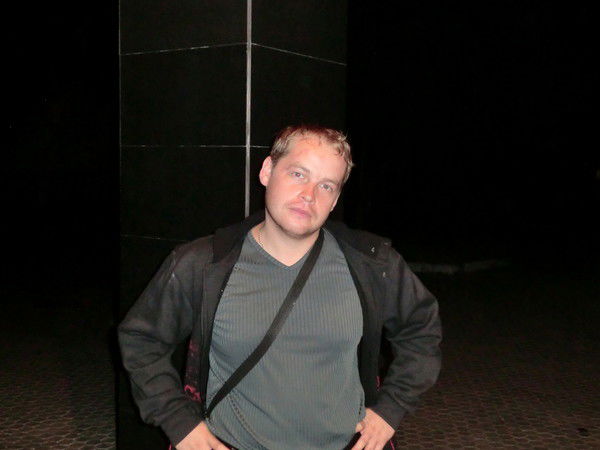 Владимир Петров