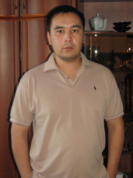 Алмас Ескараев