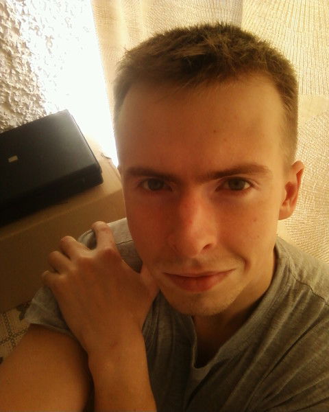 Виталя Назаренко