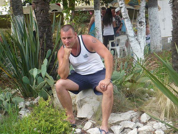 Александр Захаров