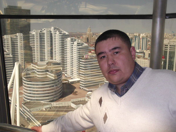 Медет Муханбетов