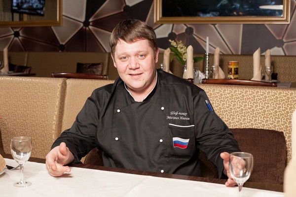 Михаил Иванов