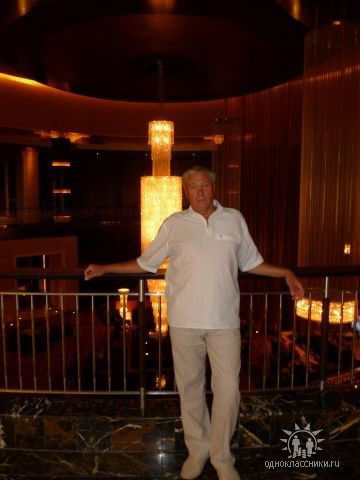 Анатолий Быков