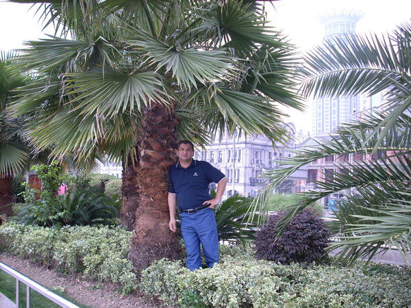 Акбар Ганиходжаев