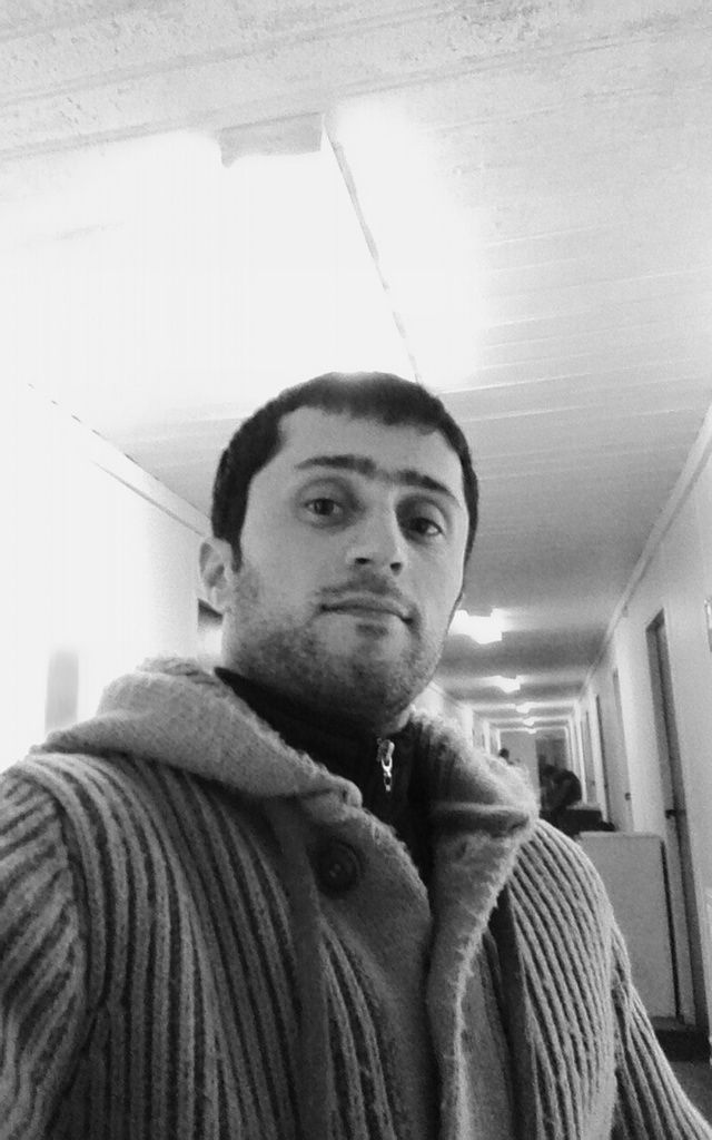 Сарвар Муродов