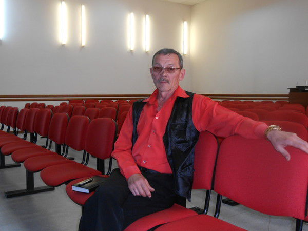 Сергей Алексов