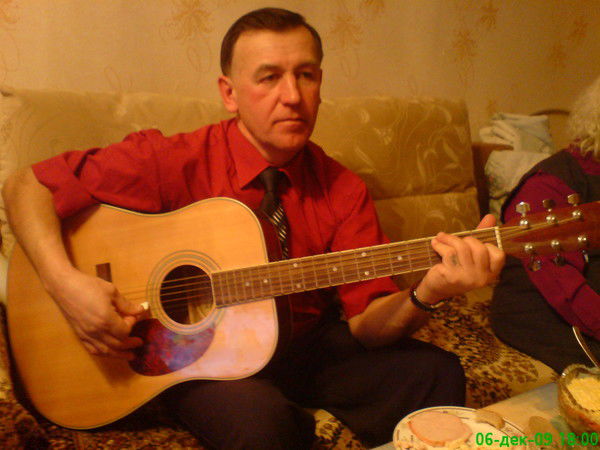 Юрий Зверев