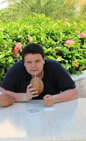 Максим Слободяник