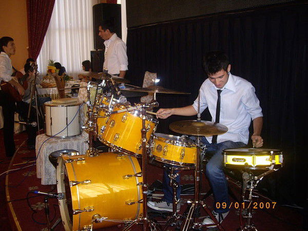 Ололоев Ололош<(^^,)>