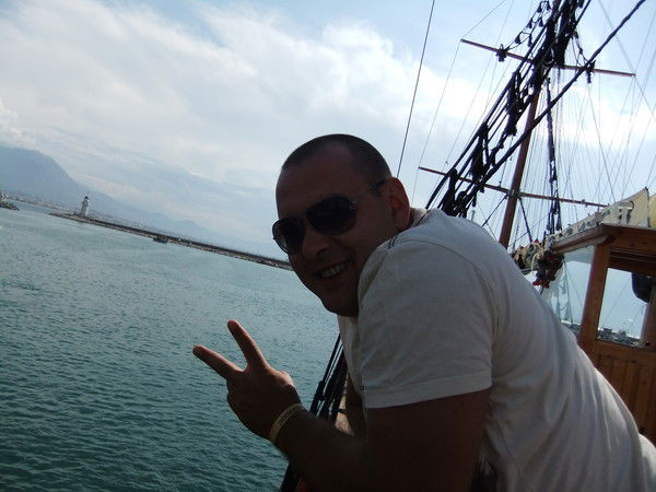 Евгений Шаповал