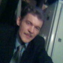 Алекс Маггорный