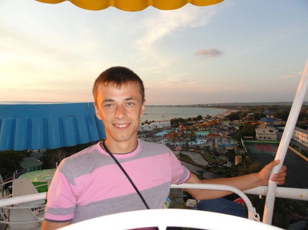 Аркадий Иванов