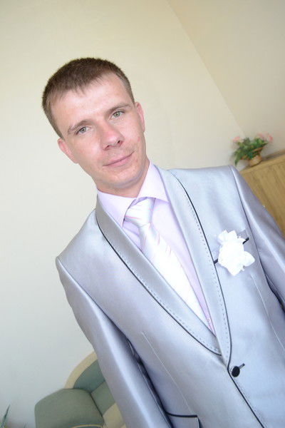 Олег Азаров