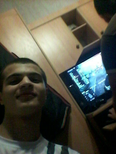 Неизвестно Неизвестно