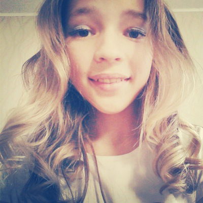 Оля Суворова