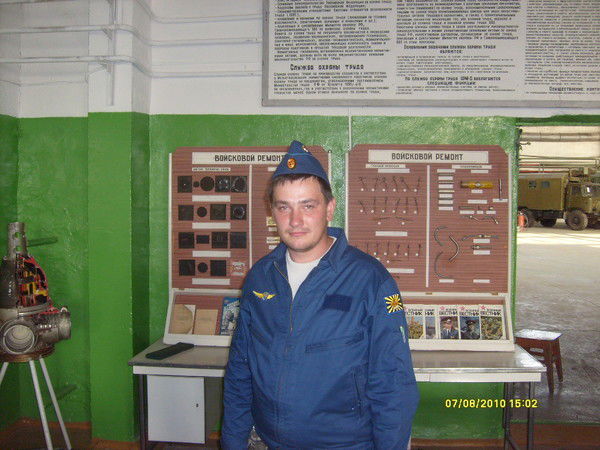 Максим Воронков