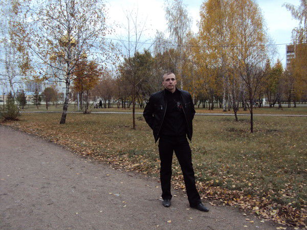 Дмитрий Гущин