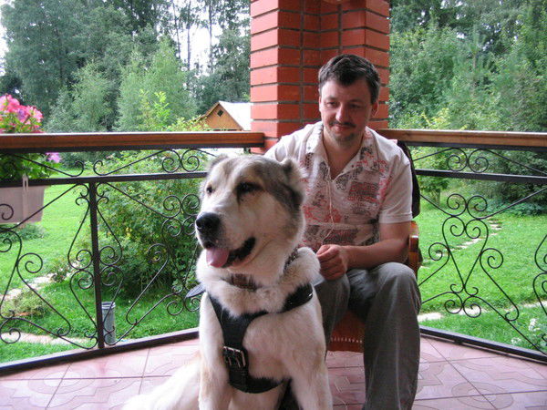 Владимир Петров