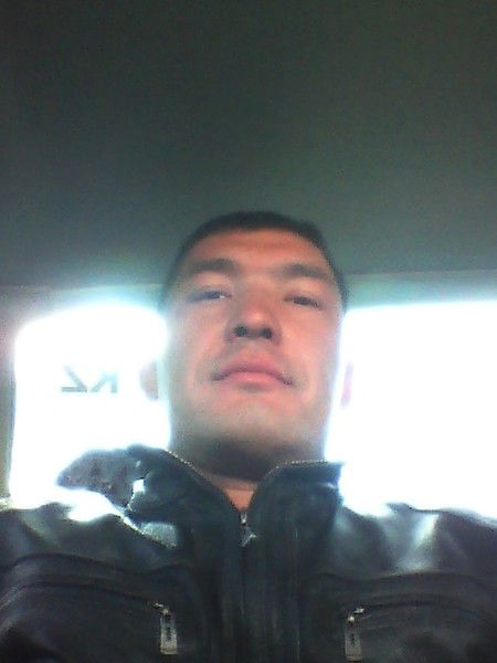 Султан Жакенов