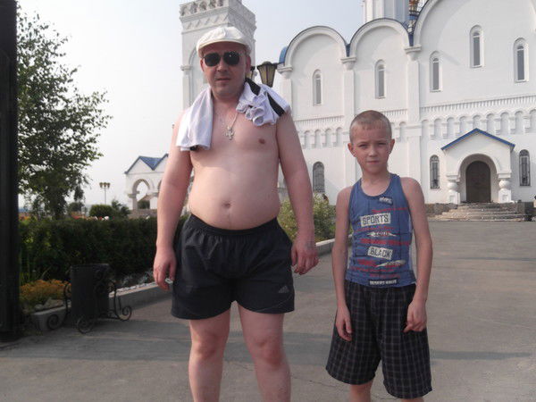 Николай Артамонов