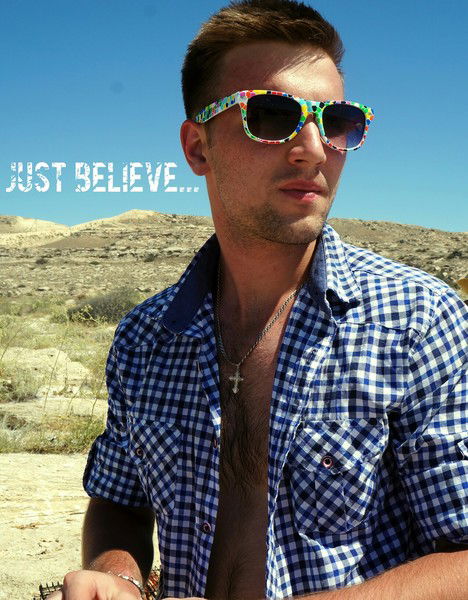 Руслан Озернов