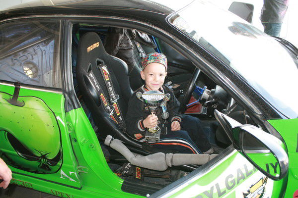 Глеб Захаржевский