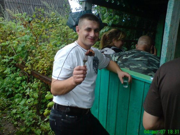 Неизвестно Неизвестно