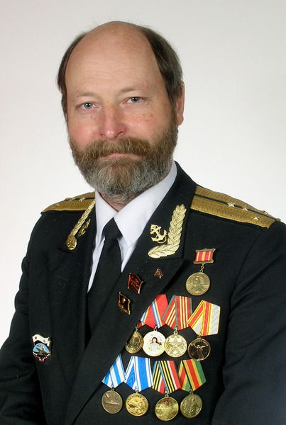 Александр Комиссаров