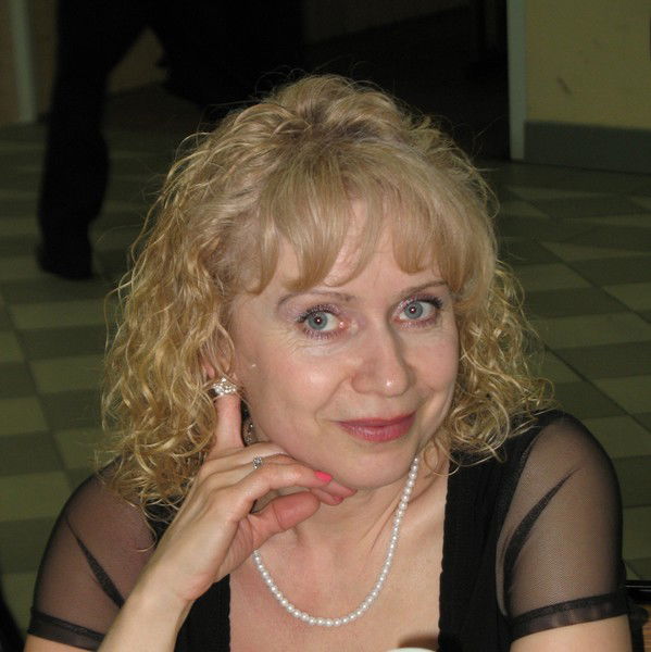 Елена Кротова