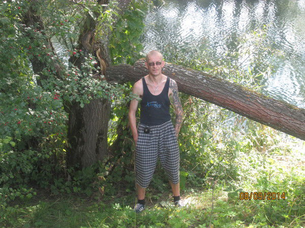 Андрей Белов