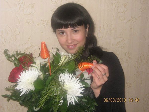 Анка Костромина