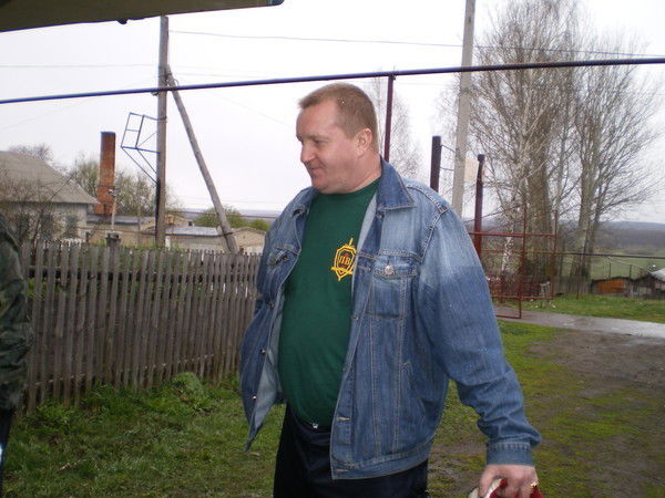 Александр Каринов