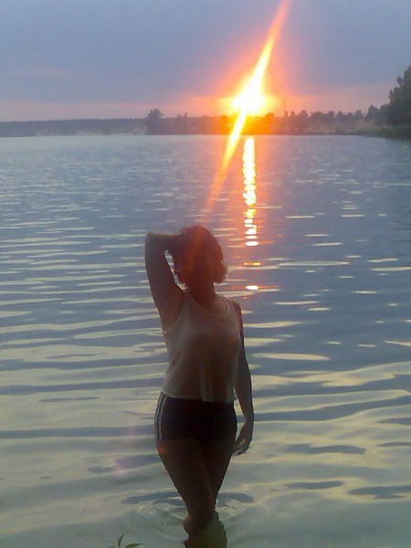 Танюша Белова